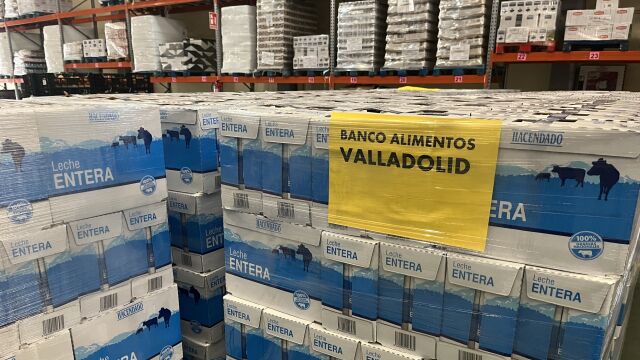 Una de las entregas que ha realizado Mercadona al Banco de Alimentos de Valladolid
