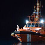Llegan dos cayucos con casi 300 personas a la isla de El Hierro