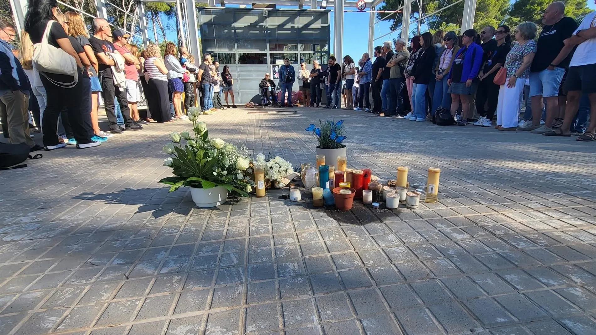 Los compañeros de la funcionaria Núria López le homenajearon con varios actos de recuerdo