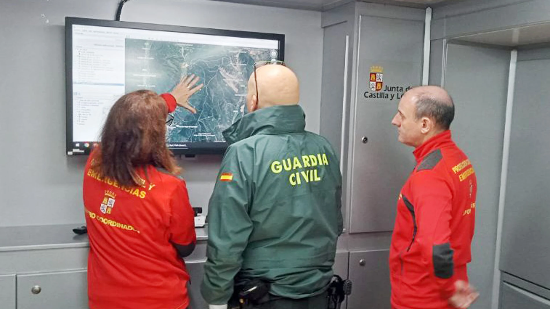 Agencia de Protección Civil y Emergencias y Guardia Civil durante el dispositivo de búsqueda