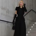 Carmen Lomana con total black look.
