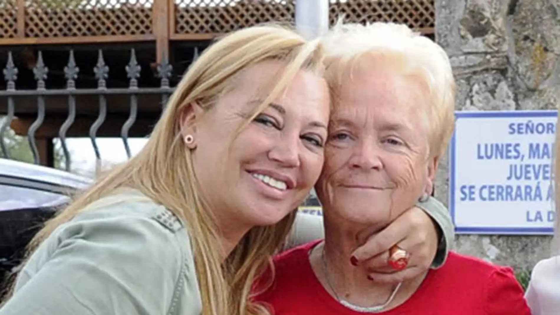 Belén Esteban y su madre