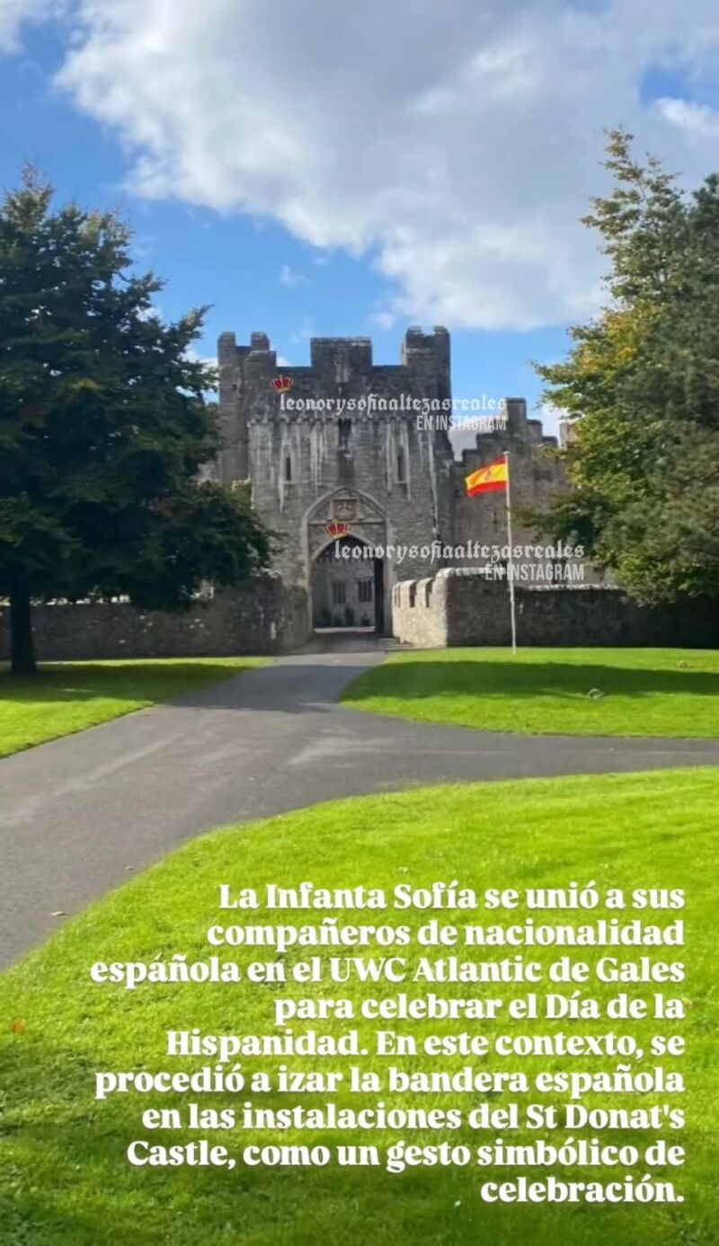 La bandera española ondea en el UWC Atlantic College de Gales