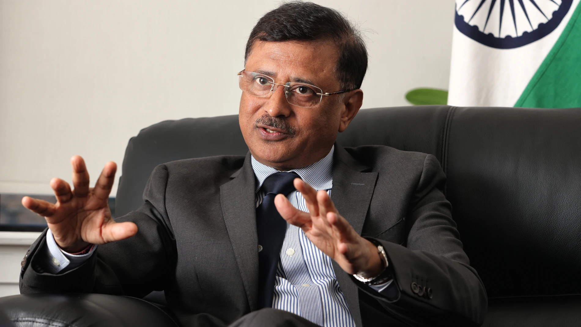 (Foto de ARCHIVO) August 31, 2023, Ottawa, ON, Canada: High Commissioner of India to Canada Sanjay Kumar Verma speaks to reporters during an interview in Ottawa on Thursday, August 31, 2023. Europa Press/Contacto/Patrick Doyle 31/08/2023 ONLY FOR USE IN SPAIN