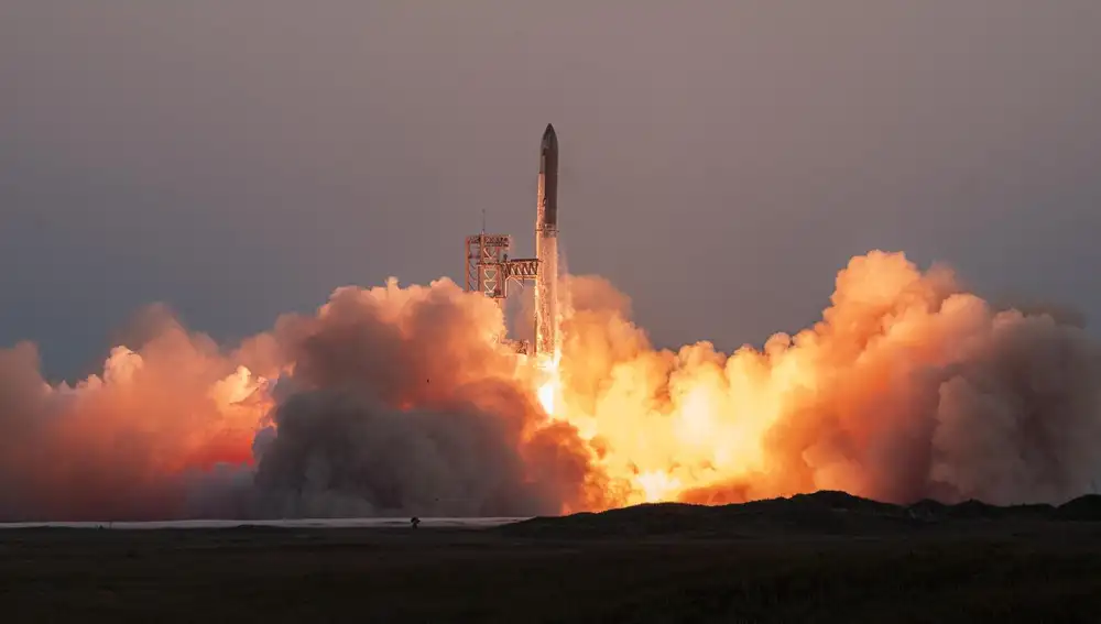 SpaceX recupera con éxito el cohete Super Heavy al volver a la base