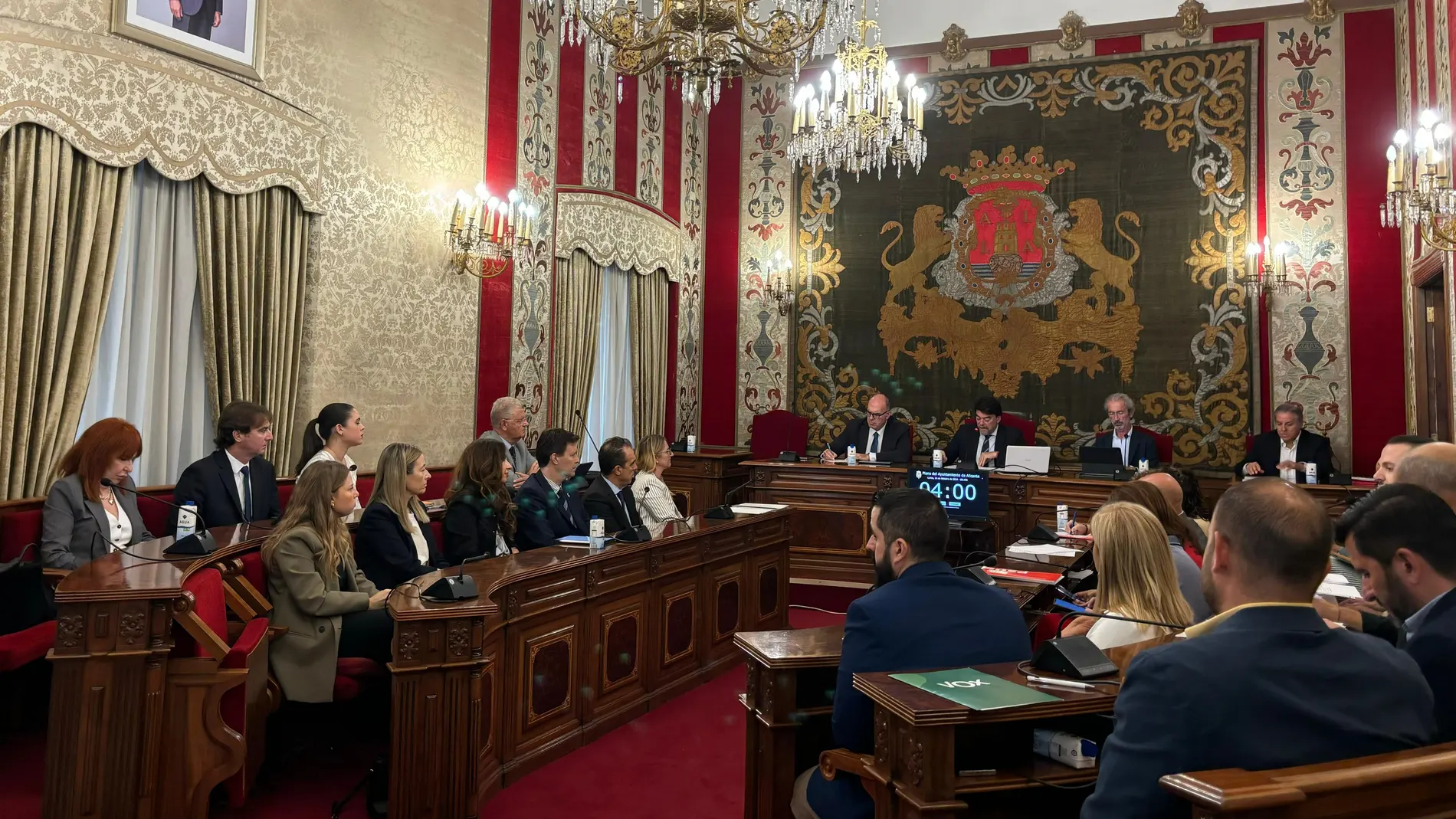 Imagen del debate sobre el Estado de la Ciudad hoy en el salón de plenos del Ayuntamiento de Alicante