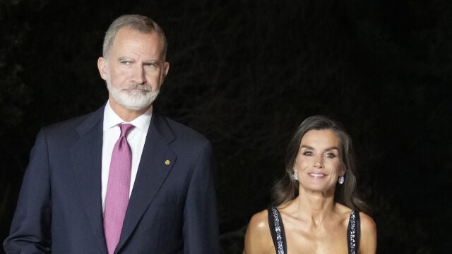 Don Felipe VI y Doña Letizia en la entrega del Premio Planeta 2024