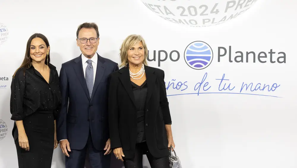 Premios Planeta. Mónica Carrillo, Matías Prats y Julia Otero