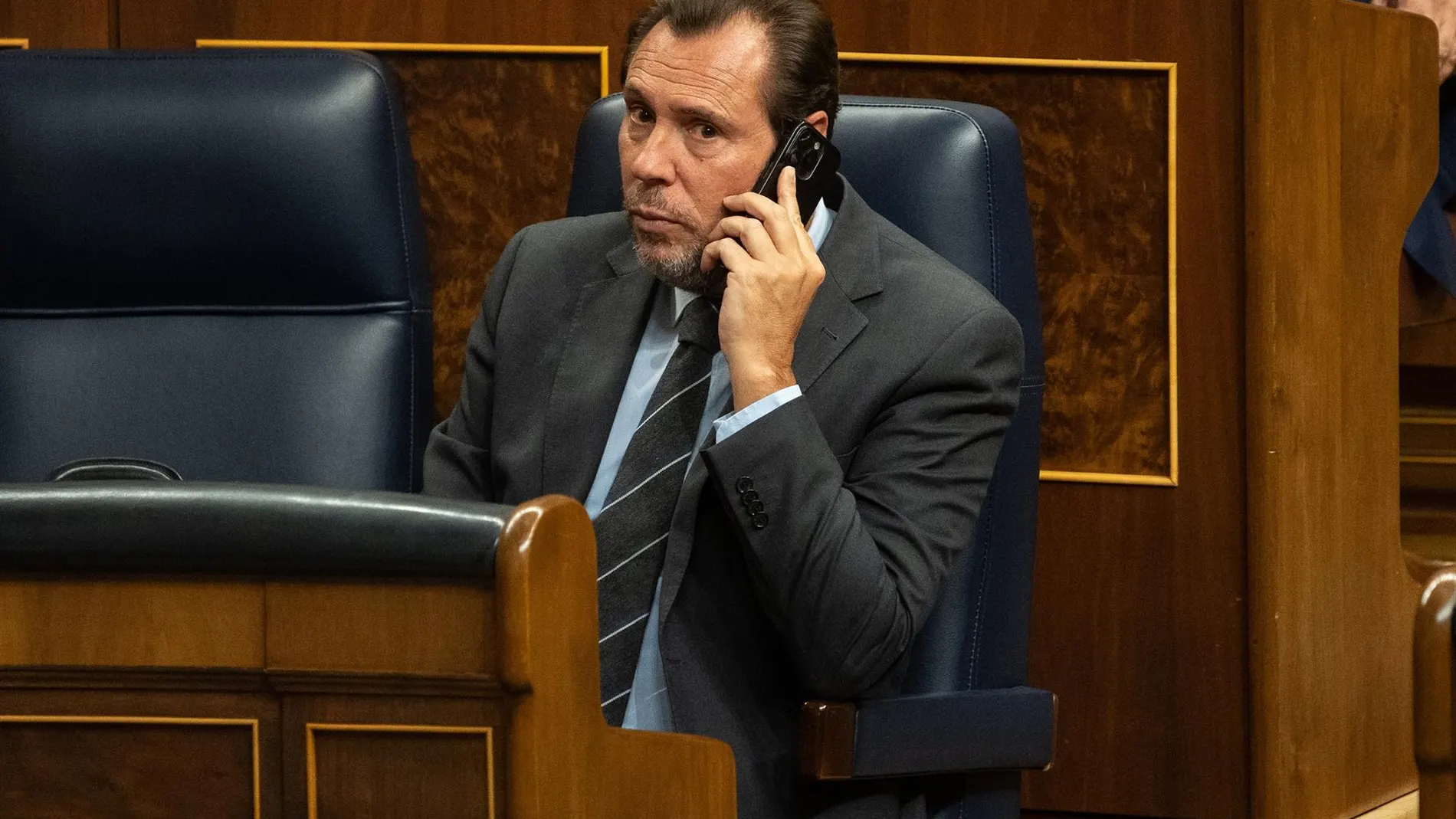 El ministro, ayer, en el Congreso.