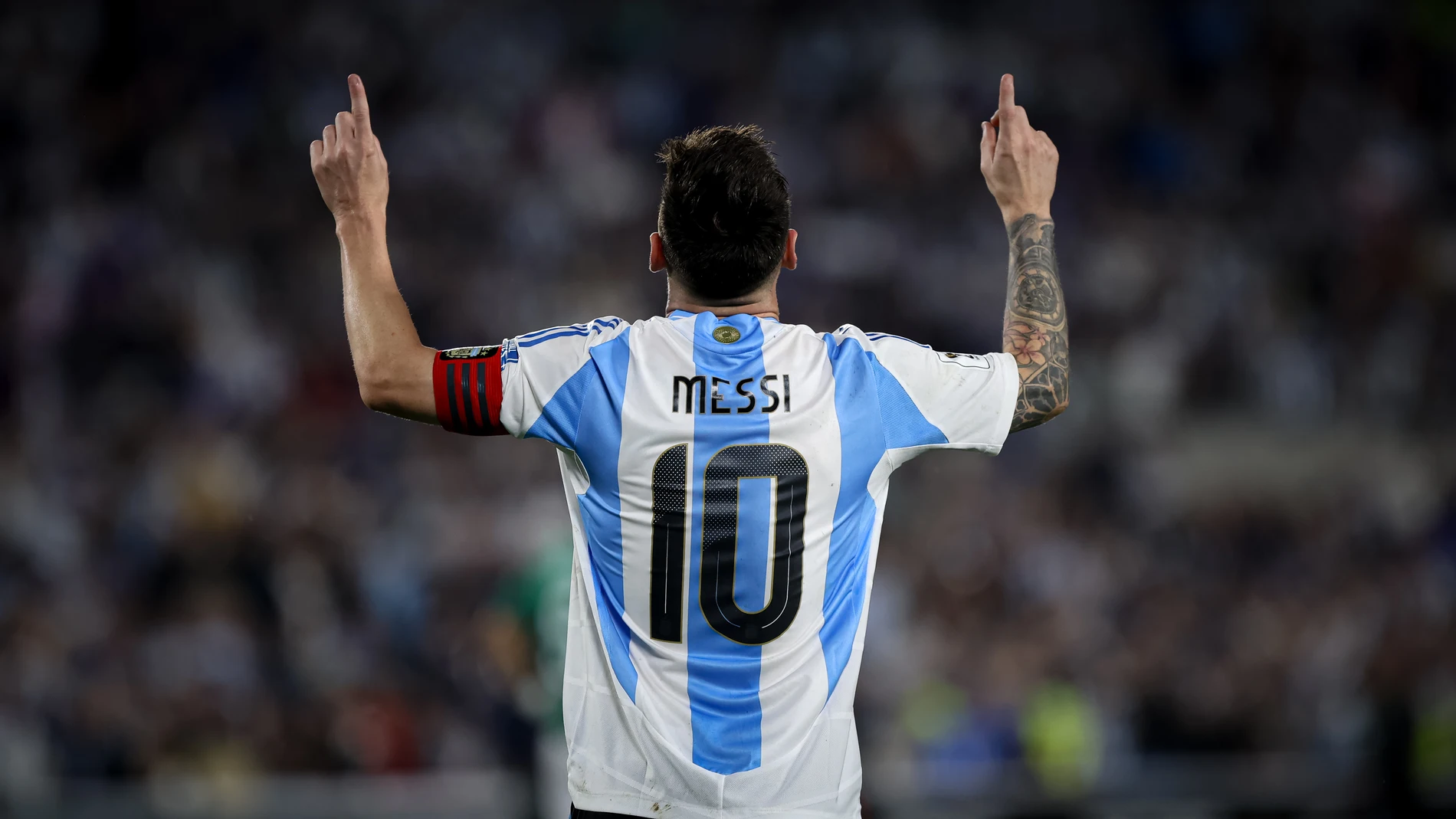 15 October 2024, Argentina, Buenos Aires: Argentina's Lionel Messi celebrates scoring during the 2026 FIFA World Cup qualifying soccer match between Argentina and Bolivia at Estadio Mas Monumental. Photo: Roberto Tuero/ZUMA Press Wire/dpa Roberto Tuero/ZUMA Press Wire/dp / DPA 15/10/2024 ONLY FOR USE IN SPAIN