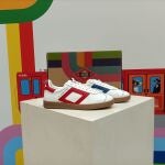 Zapatillas inspiradas en Metro para conmemorar los 105 años del suburbano