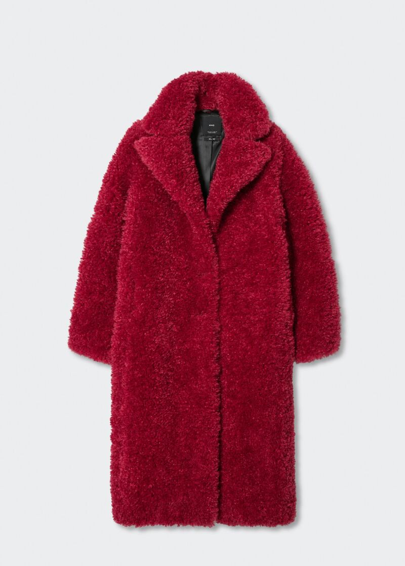 Abrigo peluche en rojo.
