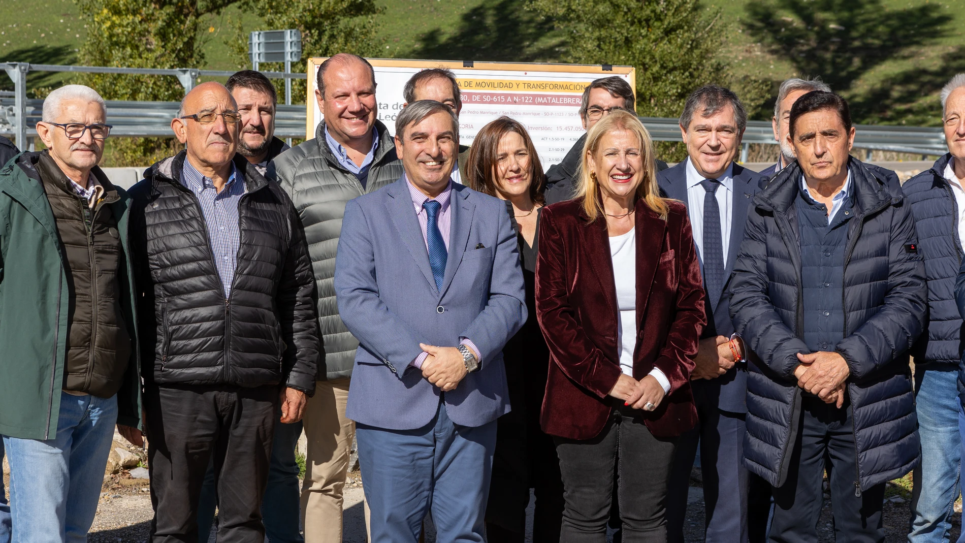 El consejero de Movilidad y Transformación Digital, José Luis Sanz Merino, visita las obras realizadas en la carretera SO-630