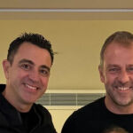 Xavi Hernández y Hansi Flick