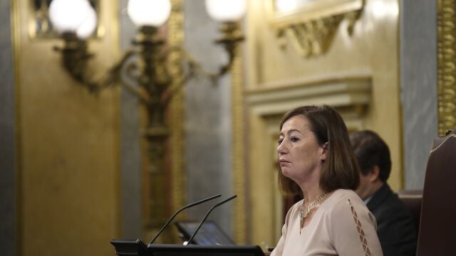 La presidenta del Congreso, Francina Armengol, durante una sesión de control al Gobierno, en el Congreso de los Diputados