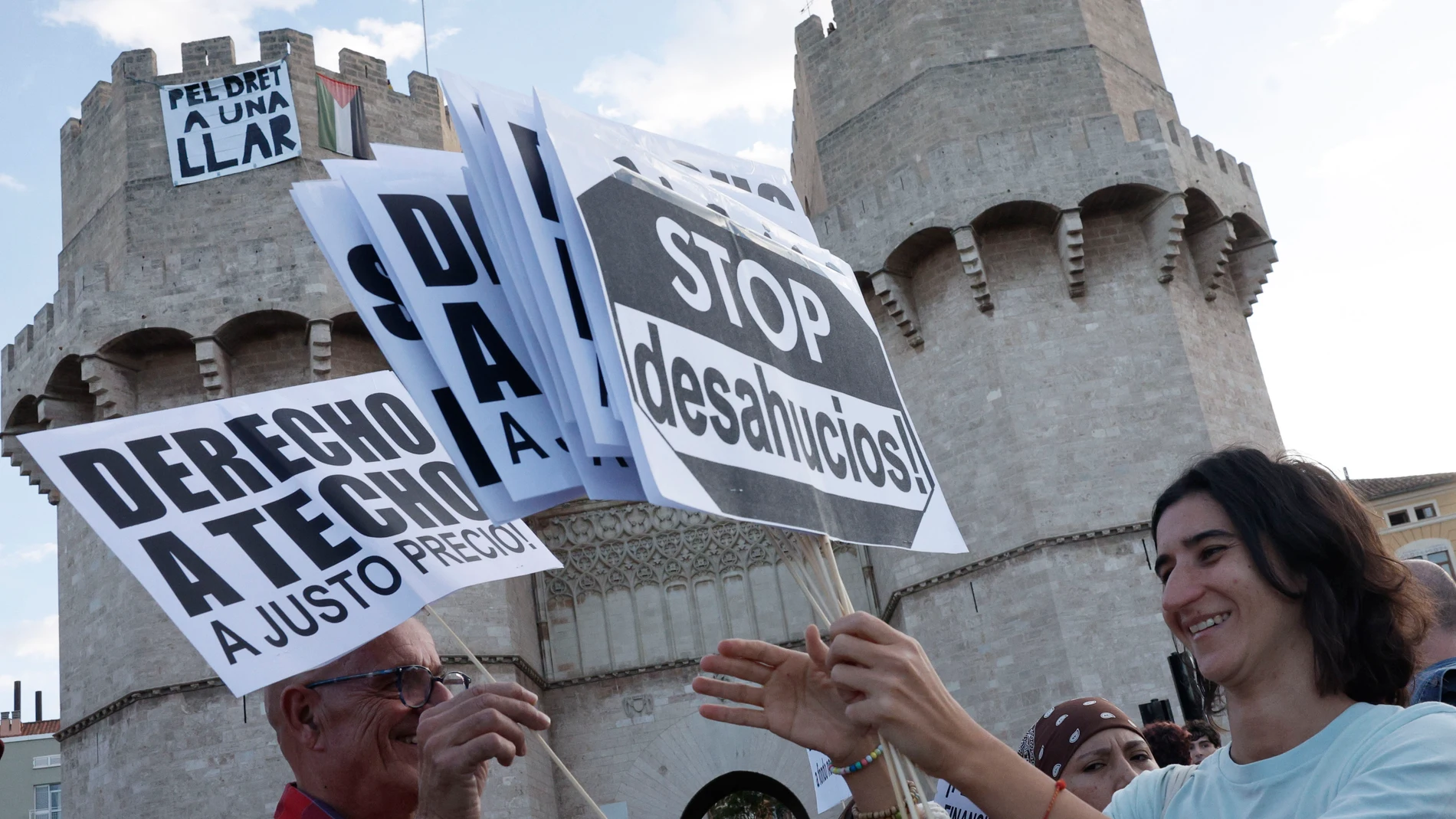 Una marea ciudadana clama en Valencia por el derecho a la vivienda