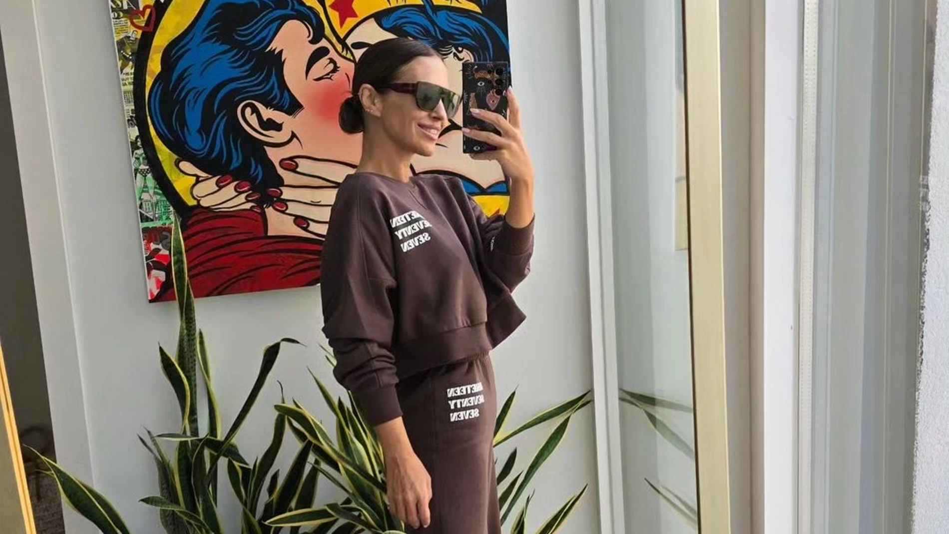 Paula Echevarría con chándal de su colección con Primark.