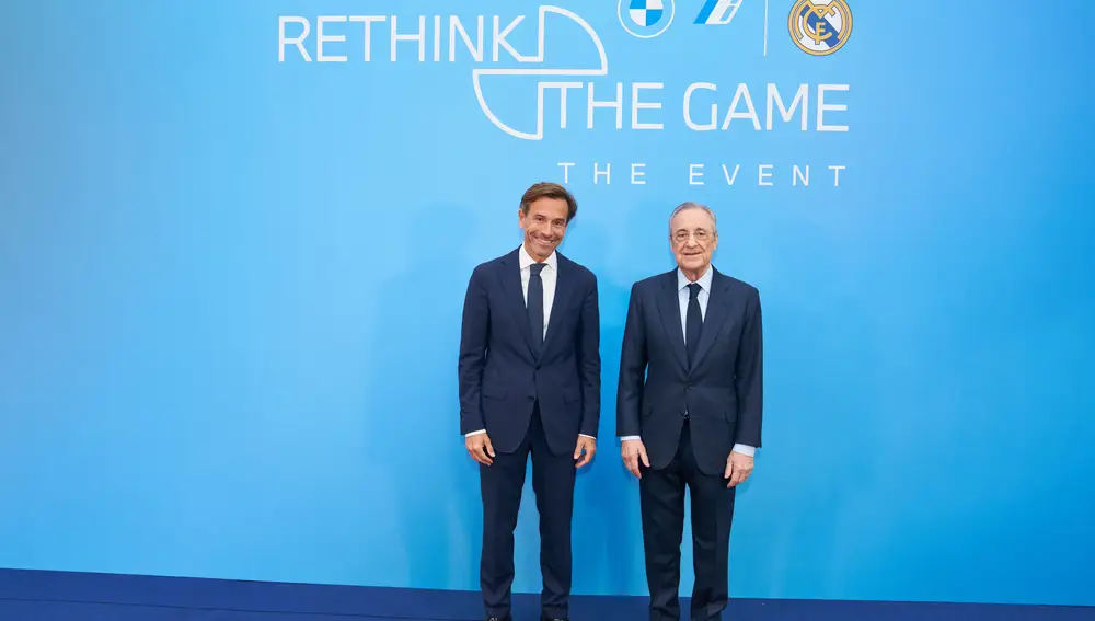 Manuel Terroba, presidente ejecutivo de BMW Group España y Portugal, junto a Florentino Pérez, presidente del Real Madrid