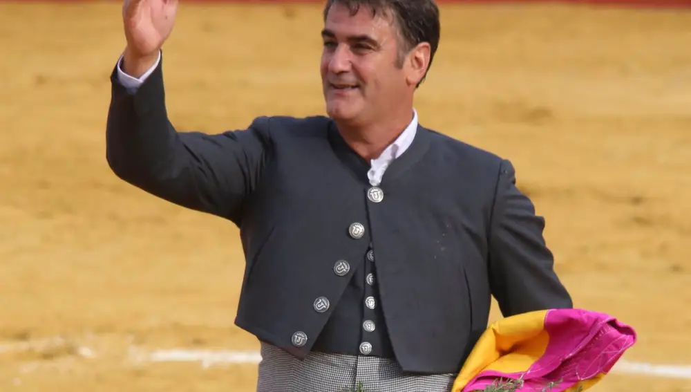 Jesulín de Ubrique reaparece en el ruedo tras su angina de pecho