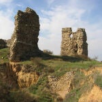 Ruinas del castillo de Saldaña, donde la leyenda dice que nació Bernardo del Carpio