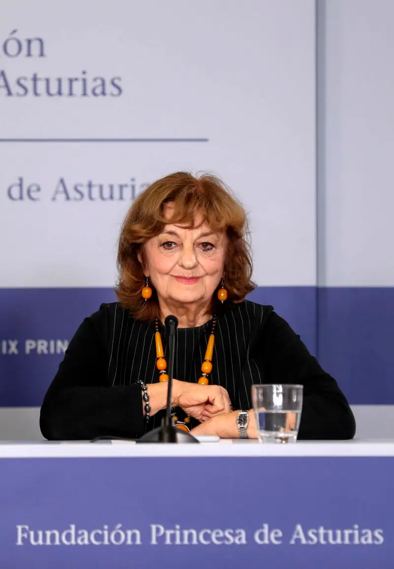 Rueda de prensa Ana Blandiana