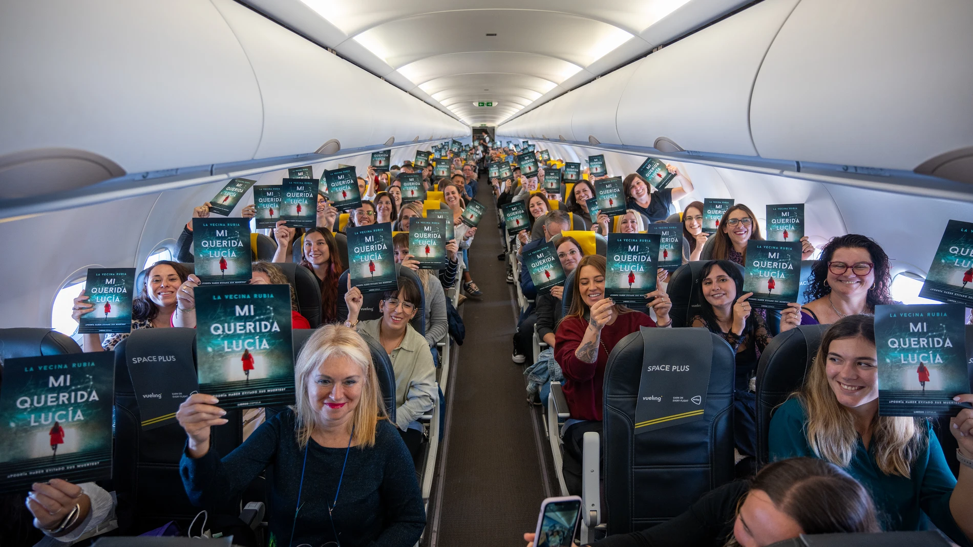Las afortunadas lectoras que disfrutaron de la experiencia en la presentación de la novela