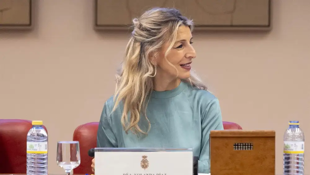 Yolanda Díaz critica que Ayuso incumpla el principio de colaboración institucional al rechazar reunirse con Sánchez