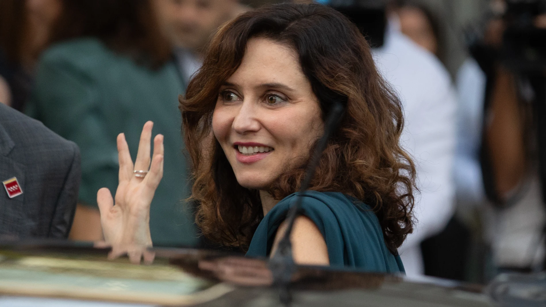 La presidenta de la Comunidad de Madrid, Isabel Díaz Ayuso, a su salida del Comité Ejecutivo Autonómico del PP de Madrid, en el Centro Municipal de Formación Ocupaciones Marcelino Camacho, a 21 de octubre de 2024, en San Sebastián de los Reyes, Madrid (España). 21 OCTUBRE 2024;AYUSO;TELLADO;COMITÉ EJECUTIVO AUTONÓMICO;PP;PARTIDO POPULAR;MADRID Alejandro Martínez Vélez / Europa Press 21/10/2024