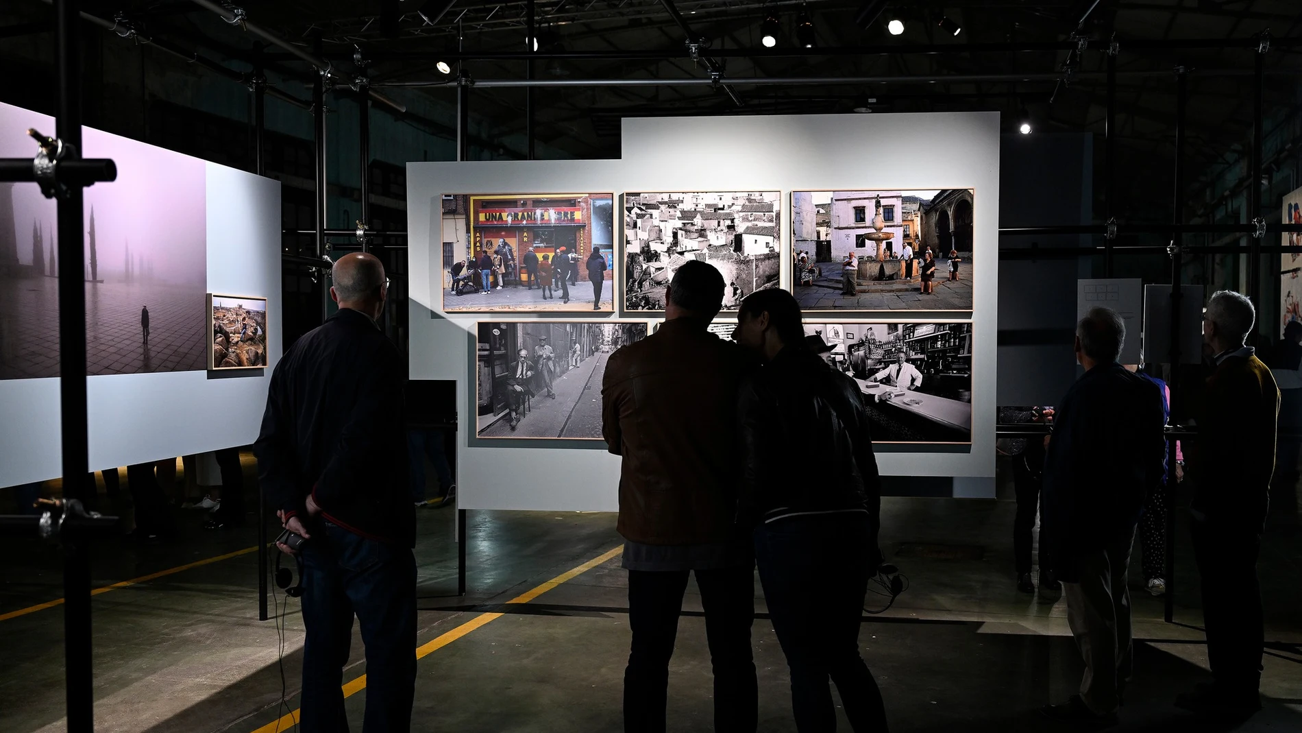 'España x Magnum', una muestra que ofrece una visión de nuestro país a través del objetivo de fotógrafos históricos y actuales de la agencia