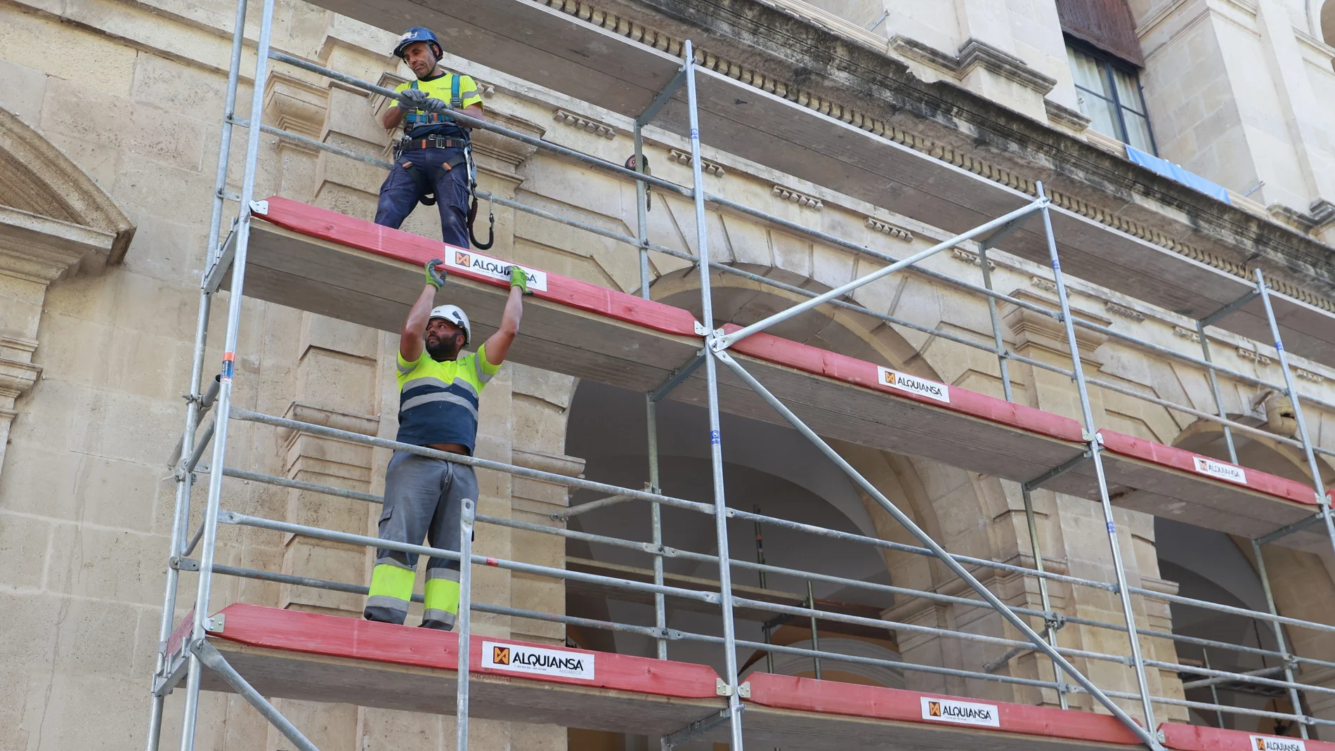 La estrategia persigue el impulso de las políticas de prevención de riesgos laborales
