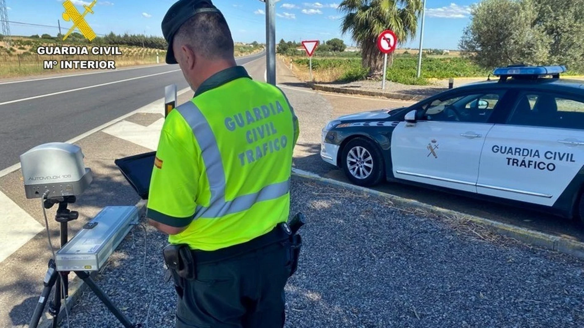 Un agente de la Guardia Civil de Tráfico, en una imagen de archivo
