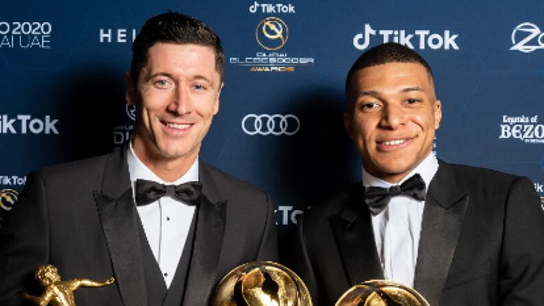 Robert Lewandowski, junto a Kylian Mbappé