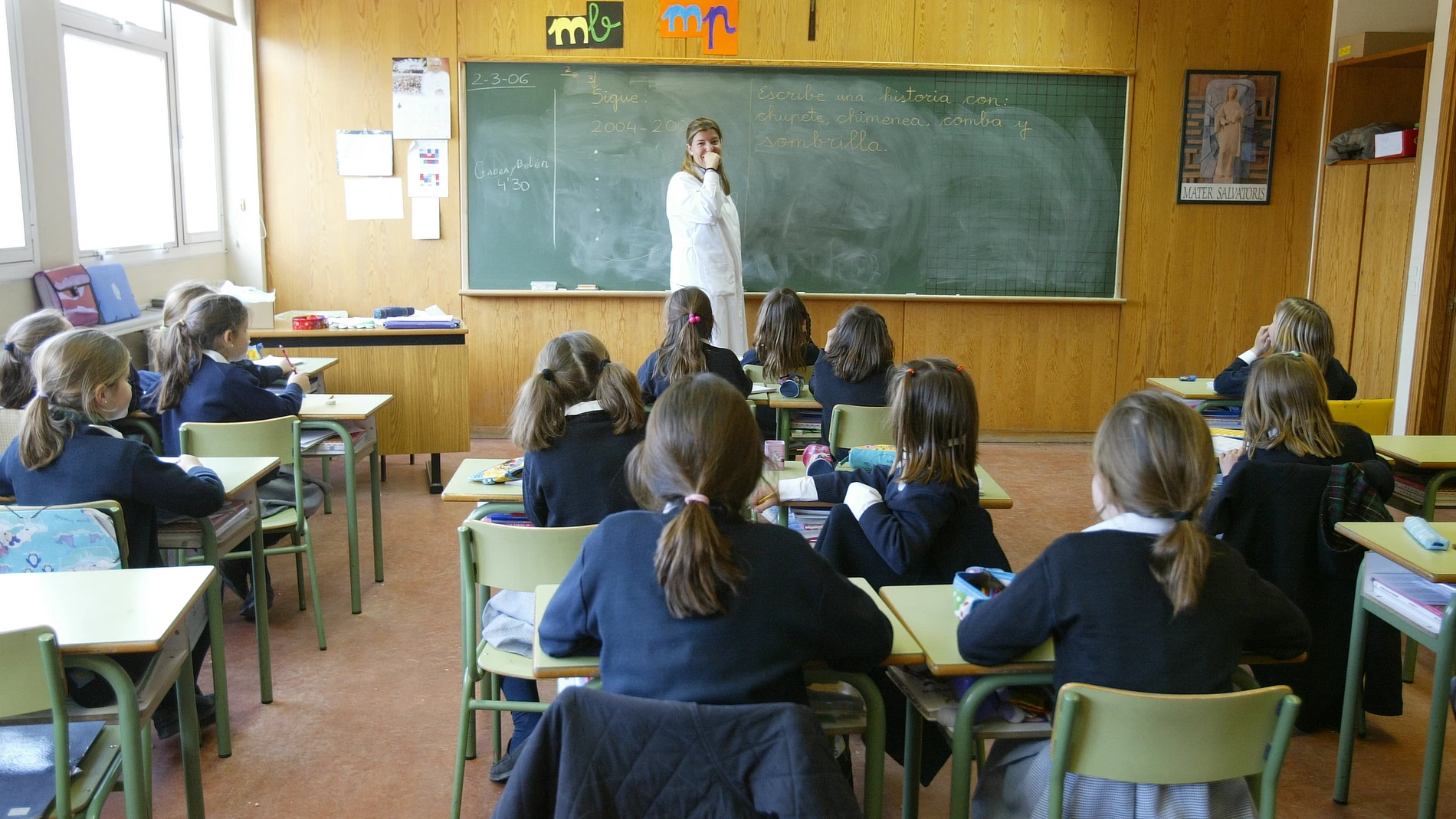 Colegio católico femenino "Madre Sálvanos" de Madrid
