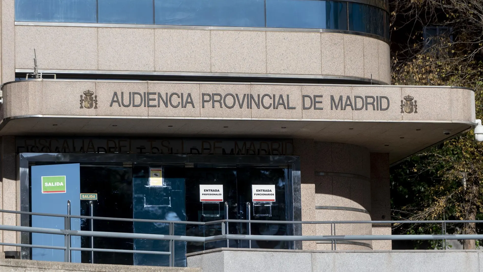 Condenado a 36 años de cárcel un taxista por el asesinato de dos hombres en un bar de Parla
