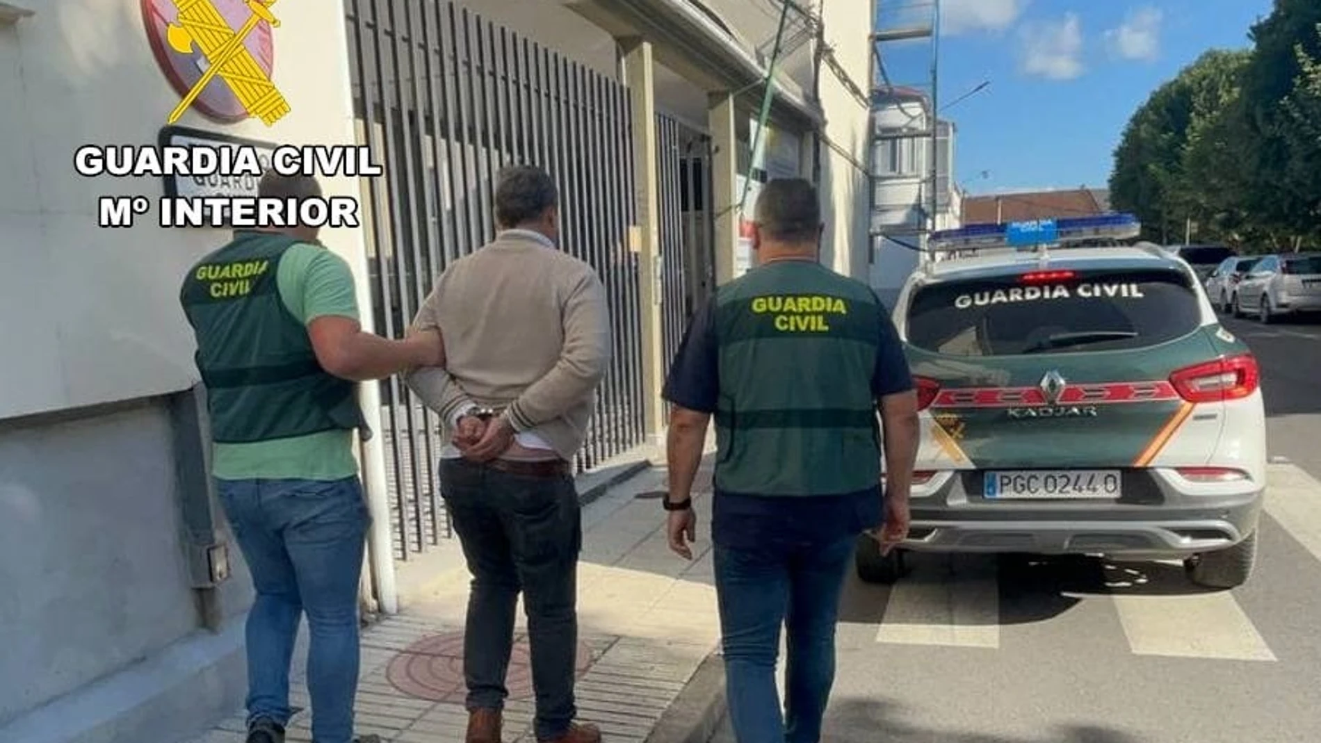 Desarticulado un grupo criminal que estafó 19.000 euros a través de la técnica del 'hijo en apuros'REMITIDA / HANDOUT por Guardia CivilFotografía remitida a medios de comunicación exclusivamente para ilustrar la noticia a la que hace referencia la imagen, y citando la procedencia de la imagen en la firma24/10/2024