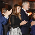 La Princesa Leonor con una falda plisada de flores en el Concierto Premios Princesa de Asturias 2024