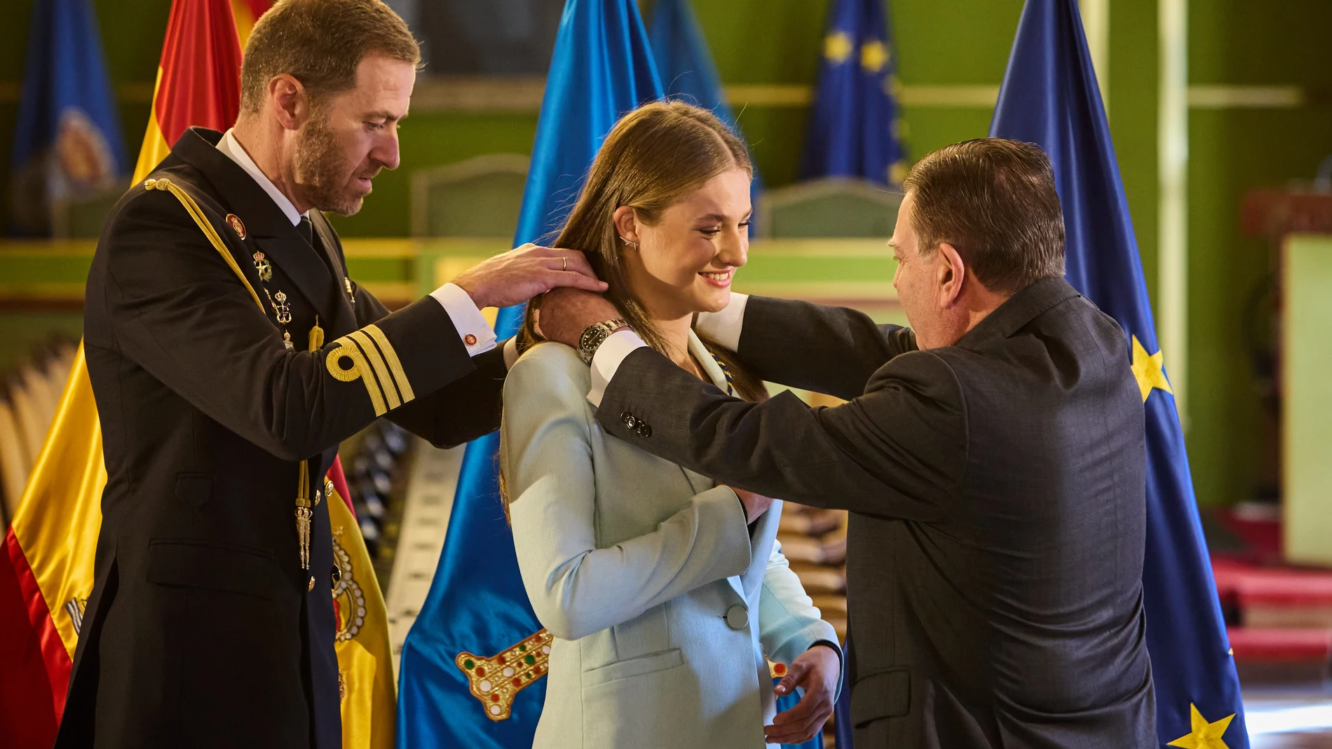 Entrega a SAR. Leonor, la Princesa de Asturias, del título de Alcaldesa honoraria de Oviedo en el Ayuntamiento de Oviedo © Alberto R. Roldán / Diario La Razón. 24 10 2024