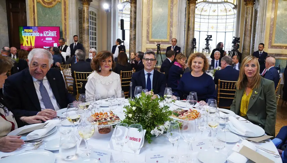 Integrantes de la mesa presidencial
