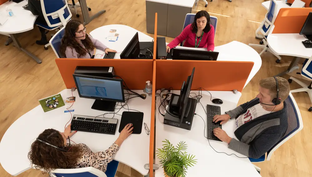 CENTRO DE ATENCIÓN AL CLIENTE DE AQUALIA