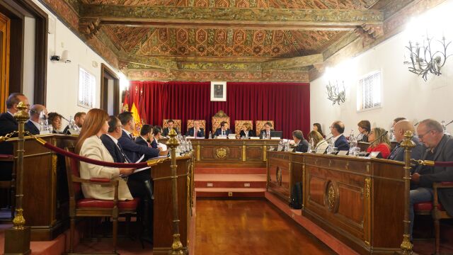 Pleno de la Diputación de Valladolid donde se han aprobado numerosos acuerdos