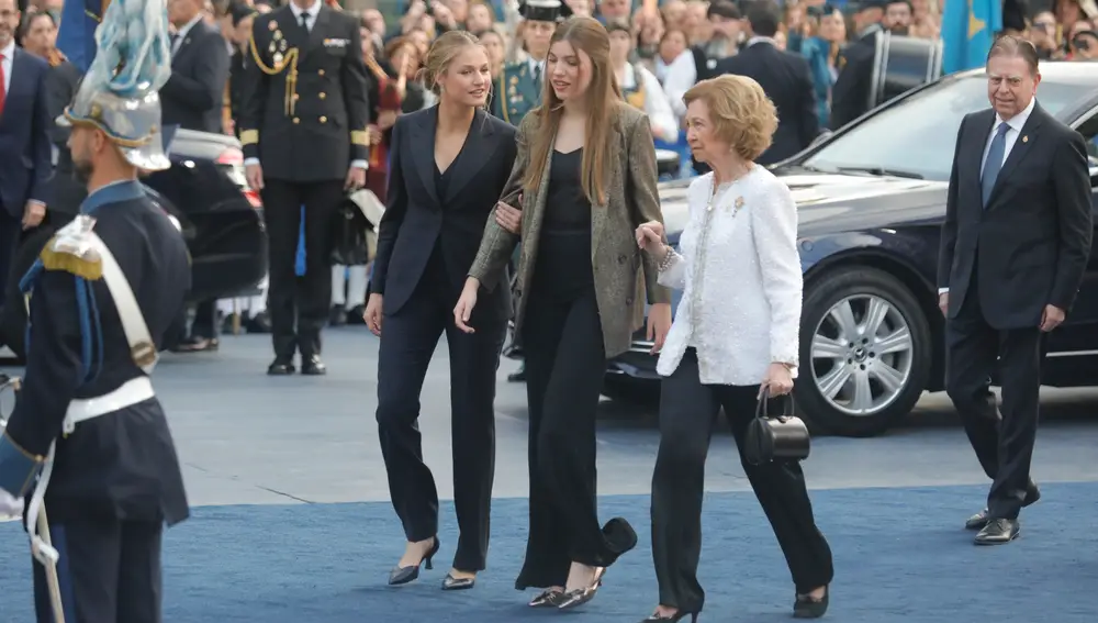 Llegadas a la ceremonia de entrega de los 'Premios Princesa de Asturias 2024' en Oviedo