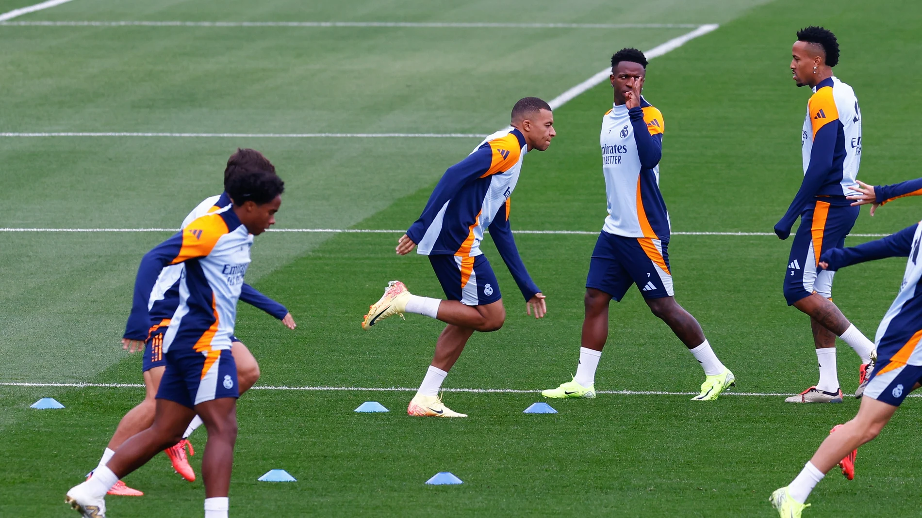 Mbappé, en el último entrenamiento antes del Clásico del Bernabéu