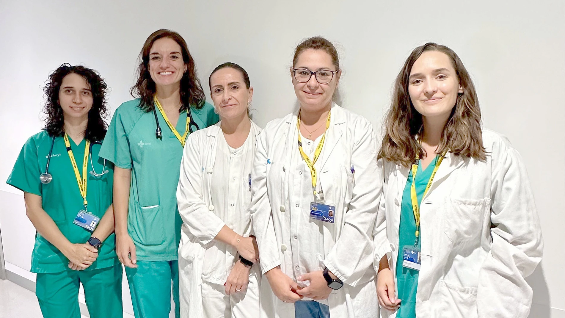Sandra Izquierdo, Noelia Alcaide, Silvia Rojo, Ana Belén Muñoz y Olga Ortega