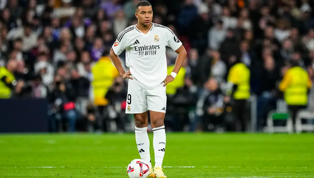 Real Madrid v FC Barcelona - La Liga EA Sports