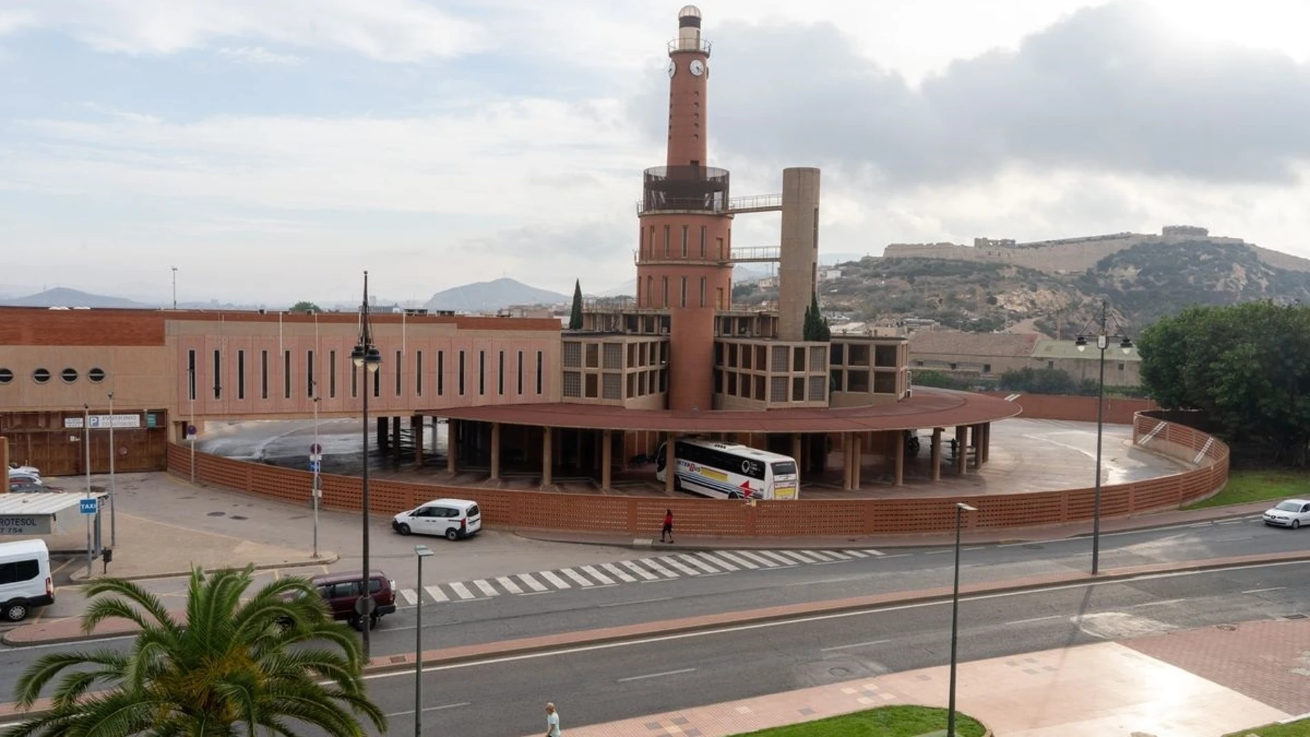 Reformarán la estación de autobuses para mejorar accesibilidad y abrir espacios al estudio y emprendimiento