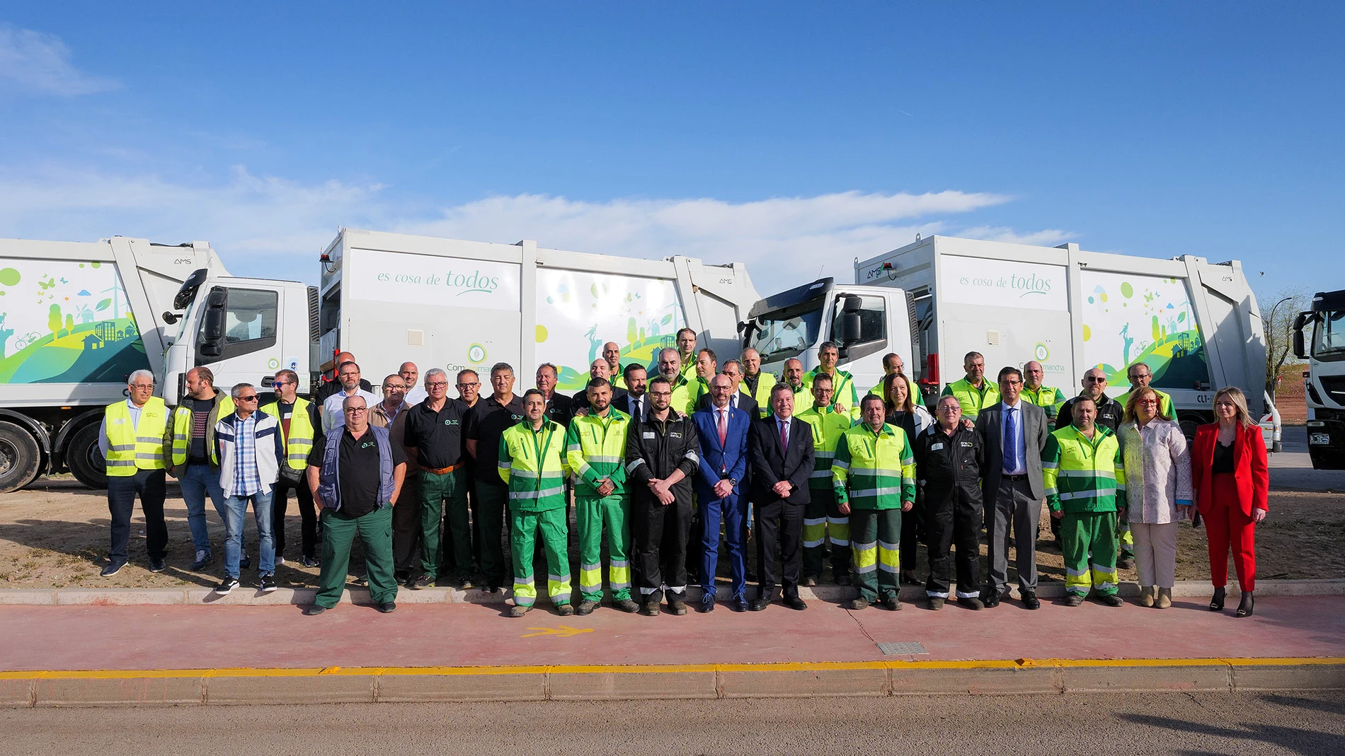 El presidente de Castilla-La Mancha, Emiliano García-Page, inaugura la ampliación, mejora y modernización de la planta RSU de Comsermancha