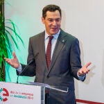 Moreno insiste en pedir al Gobierno "que dé marcha atrás" en el impuesto a las energéticas