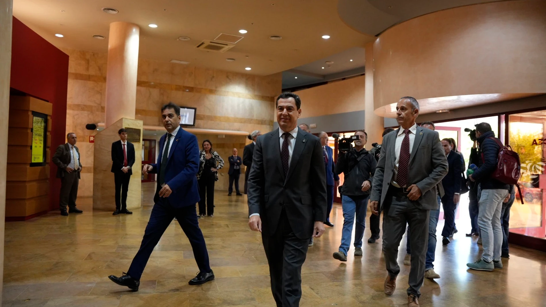 El presidente de la Junta de Andalucía, Juanma Moreno, este lunes en Sevilla JOAQUÍN CORCHERO-EUROPA PRESS 28/10/2024