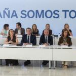 Feijóo busca hoy contraponer la alternativa del PP a un Gobierno "cercado por la corrupción y los escándalos"