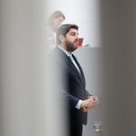 López Miras cree que el Gobierno "ocultó y amparó" casos de acoso sexual de Errejón y pide responsabilidades a Díaz